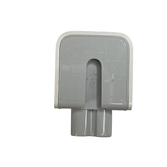 Apple 2-Prong White Polarized Power Adapter 15A 125V With Dual Plug Outlet A520 - Picture 3 of 5